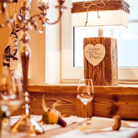 Kepplers Ecke מלון 3*